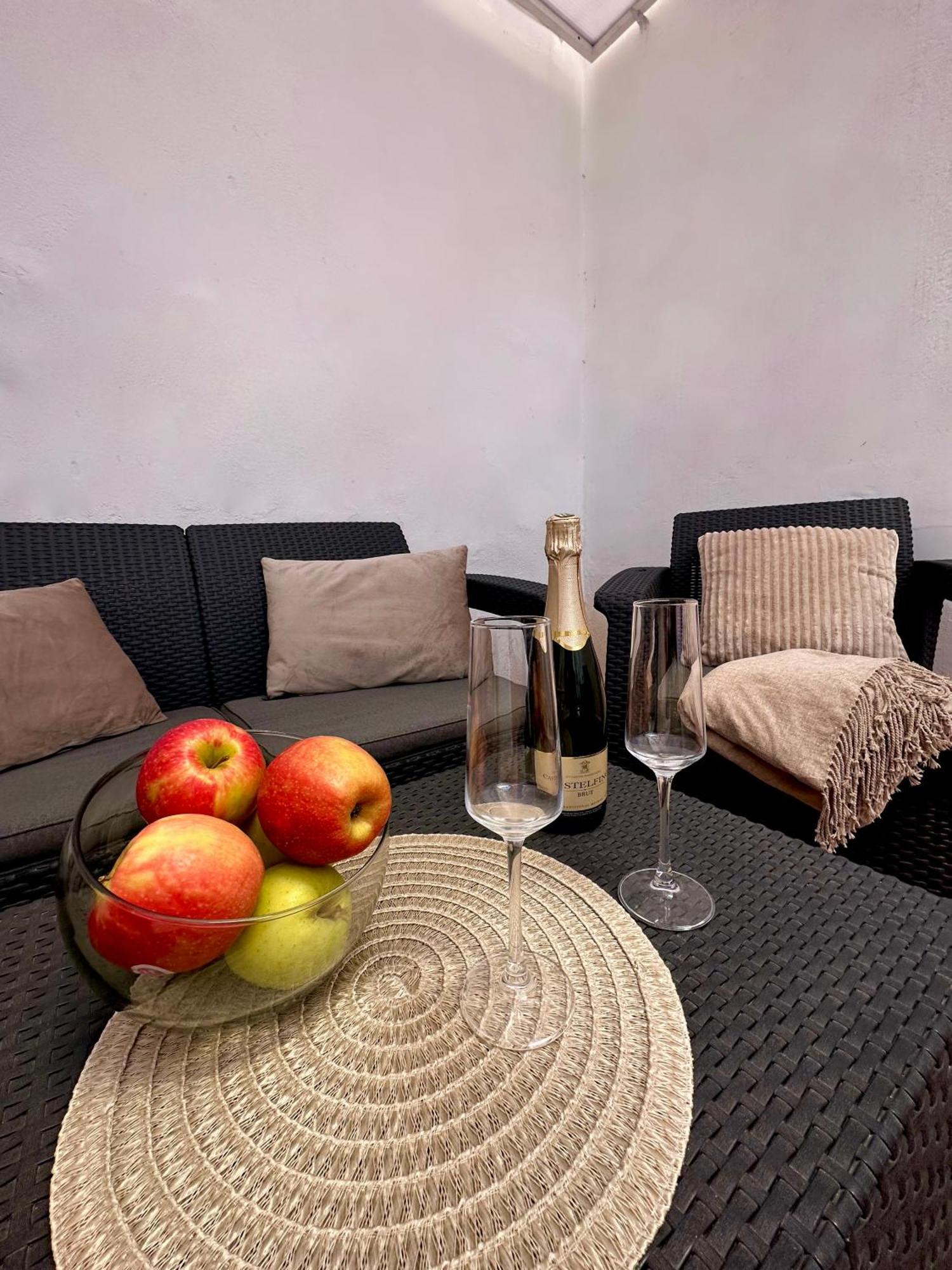 Veronica Apartment Валенсия Экстерьер фото